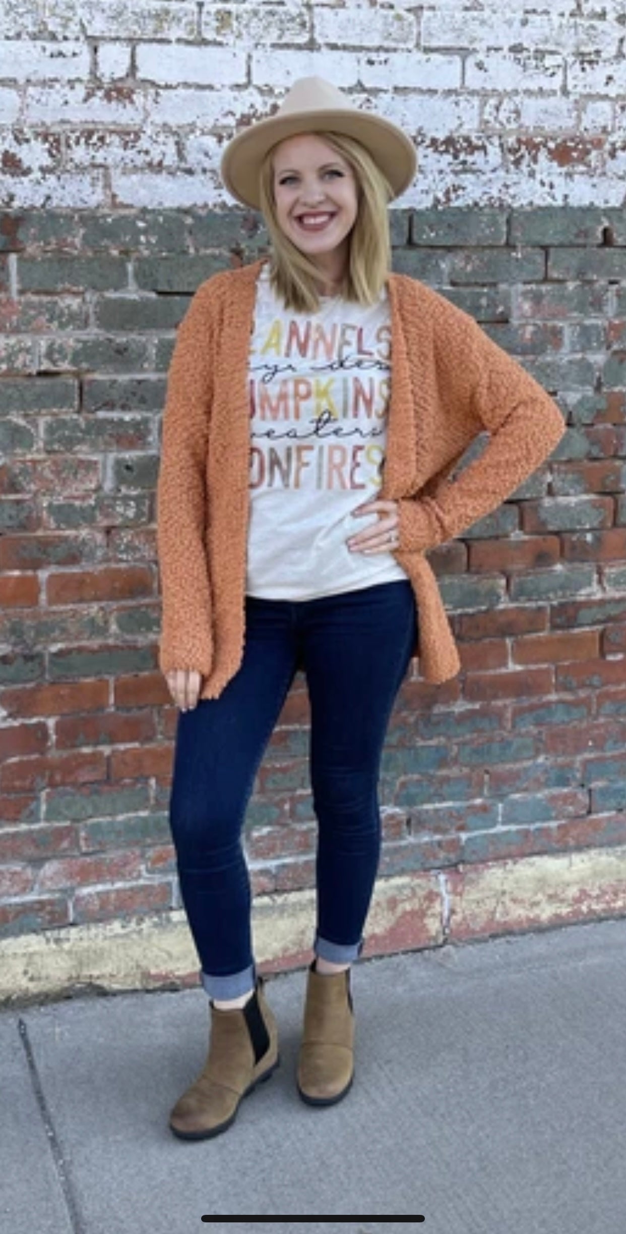 Burnt orange clearance cardigan outfit